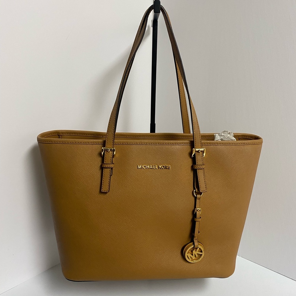 MICHAEL KORS JET SET TOTE